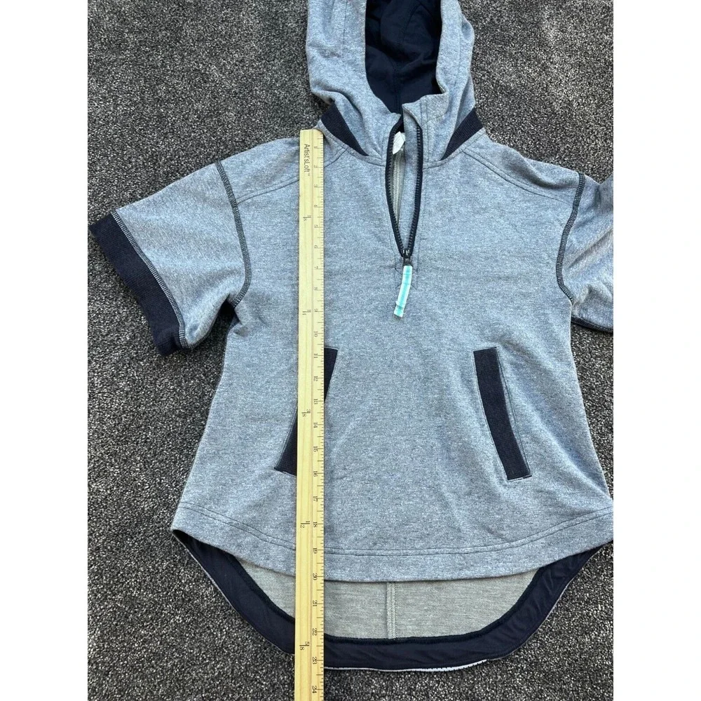 Ivivva Lululemon Girls Heather Gray‎ & Navy Hooded Short Sleeve Pullover Size 7
